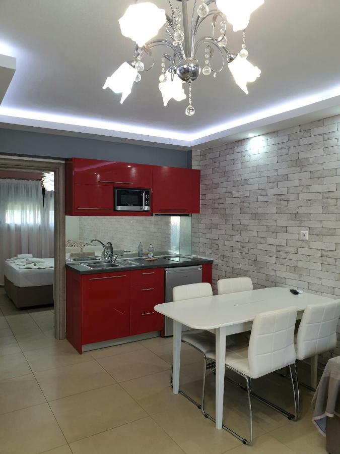 Iros Apartment Néa Péramos Zewnętrze zdjęcie